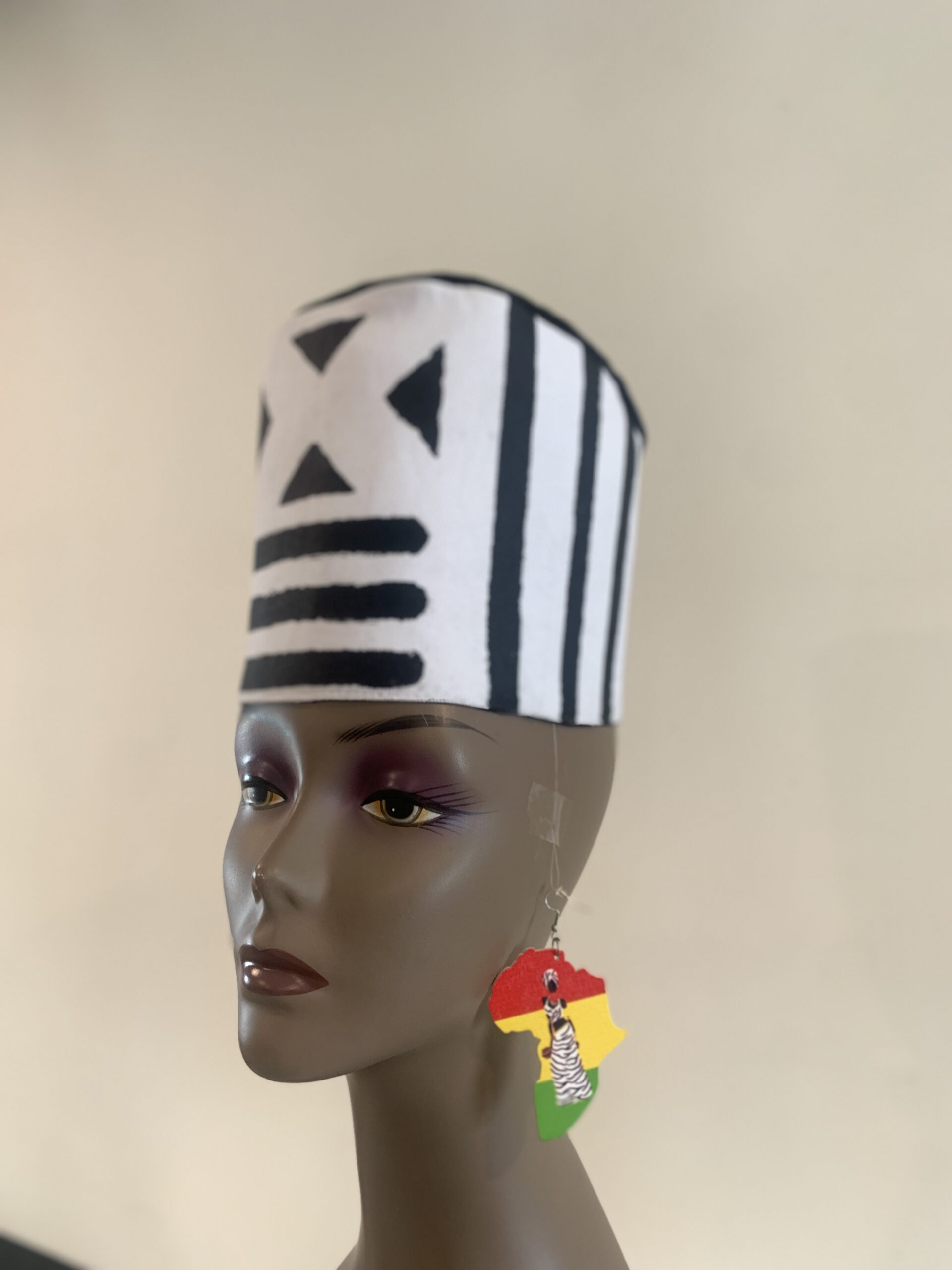 Black and White African Mud Cloth Crown Head DressBlack and White African Mud Cloth Crown Head DressBlack and White African Mud Cloth Crown Head Dress
